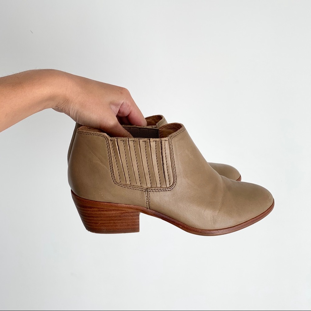 Madewell Spencer Chelsea Boot in Mink Size 7